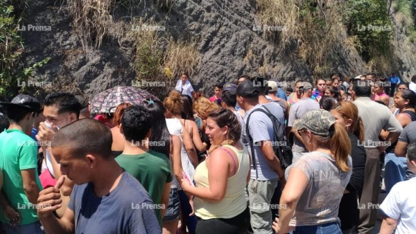 Niña escolar de 13 años muere atropellada en Villanueva, Cortés