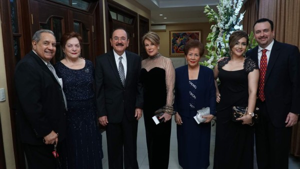 Boda de Yamileh Hilsaca y Christian Guevara