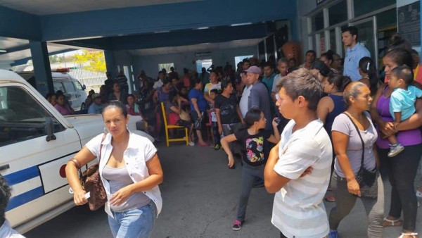 Tres personas heridas deja enfrentamiento entre policías y vendedores en Comayagua