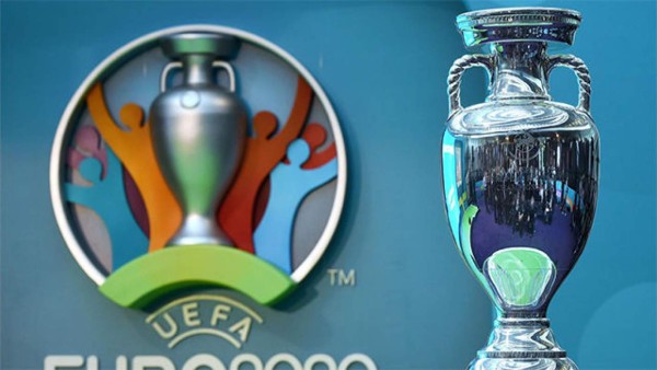 La Eurocopa se jugará en 2021 en las 12 sedes previstas inicialmente