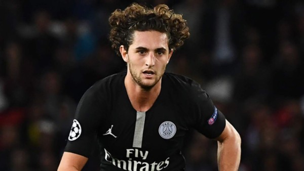 El PSG sanciona a Rabiot por su 'like' en un vídeo de Evra