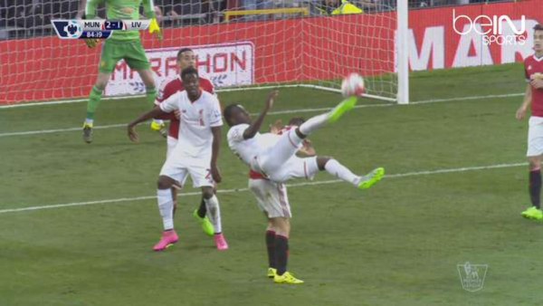 Video: La chilena perfecta del belga Benteke