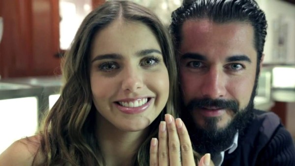 Michelle Renaud y Josué Álvarez se casan después de cinco años de noviazgo