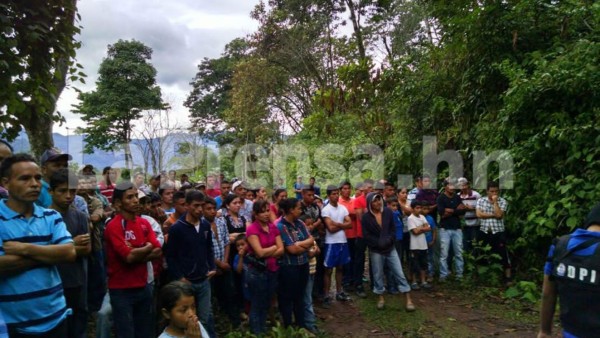 Asesinan a padre e hijo en el departamento de Santa Bárbara