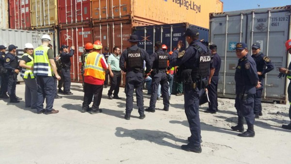 Inspeccionan contenedores con supuesta droga en la ENP