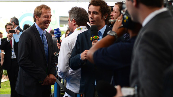 Delegaciones llegaron al sorteo final de Brasil 2014