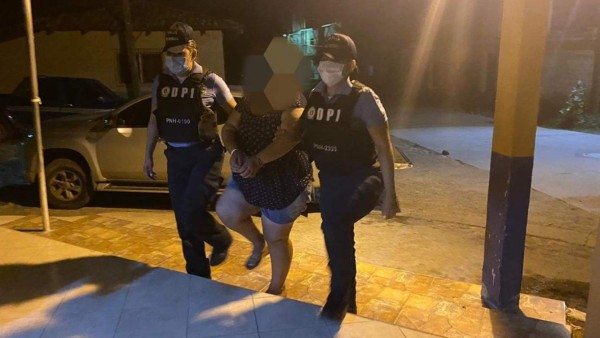 Honduras: La capturan por matar a su esposo con una tijera tras discusión por celos