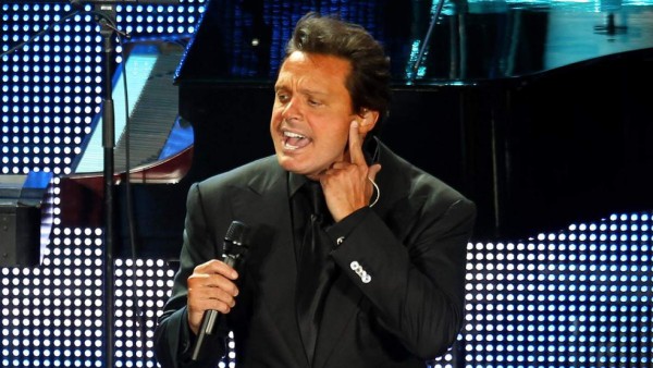 Luis Miguel aparece tras ser demandado por Alejandro Fernández