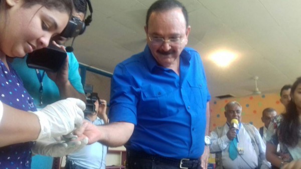 Así votaron los 'tiburones' de la política en Honduras