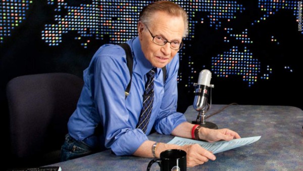 Larry King se salva de morir de cáncer