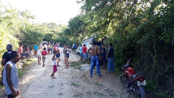Accidente en Choluteca deja un muerto y 13 personas heridas
