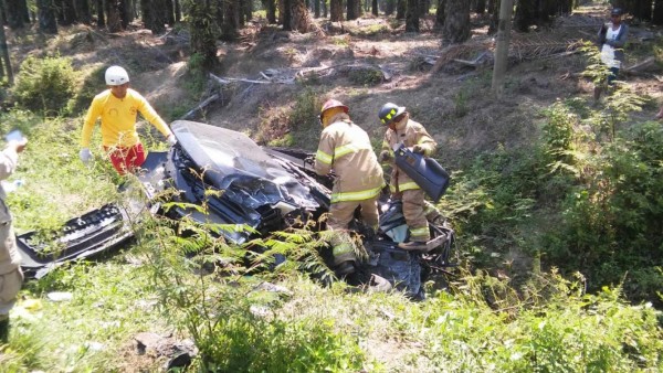 Accidente deja un muerto en carretera hacia Tela; colapsa tráfico