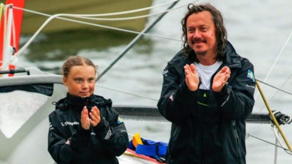 Padre de Greta Thunberg alarmado por el odio que despierta su hija