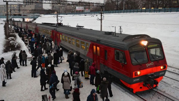 Cambian horarios de un tren en Rusia para que una pequeña pueda aprender a bailar