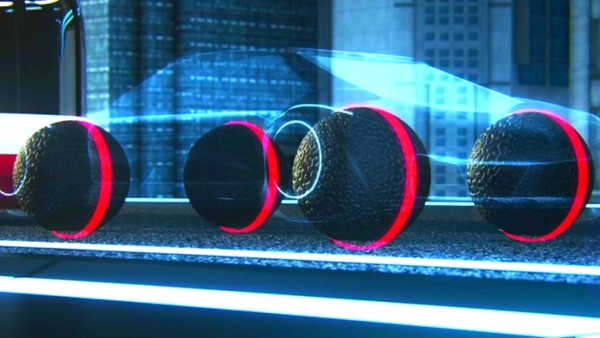 El diseño esférico permite conducir el vehículo en cualquier dirección.