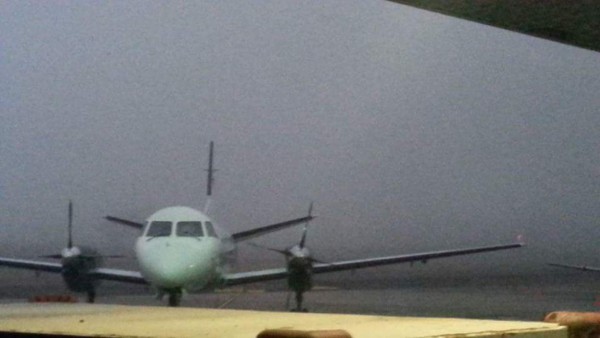 Habilitan vuelos en Toncontín tras densa niebla  