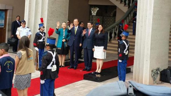 Ban Ki-moon llega a Honduras en visita oficial