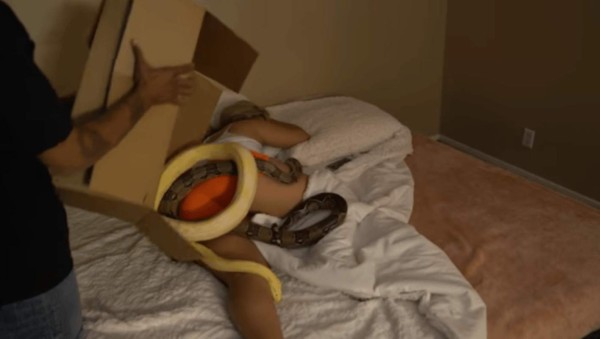 ¿El peor novio del mundo? Le hace cruel broma a su pareja y le llueven críticas