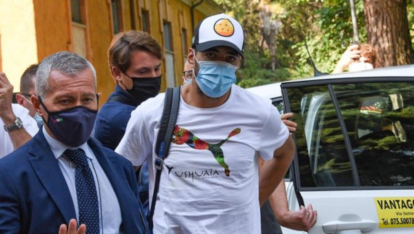 Abren investigación tras presunto amaño de Luis Suárez en examen