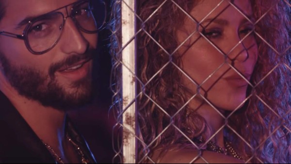 Shakira y Maluma estrenan video de Clandestino