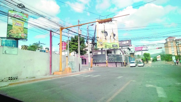 Vuelve la circulación por la Casa Presidencial