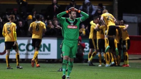 Video: El gol más ridículo del año