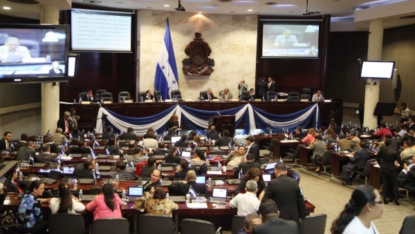 Congreso Nacional turna a dictamen el proyecto de Presupuesto de 2016