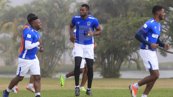 Yustin Arboleda podría debutar con Olimpia en la Copa Premier: 'Con ilusión de que las cosas puedan salir bien'