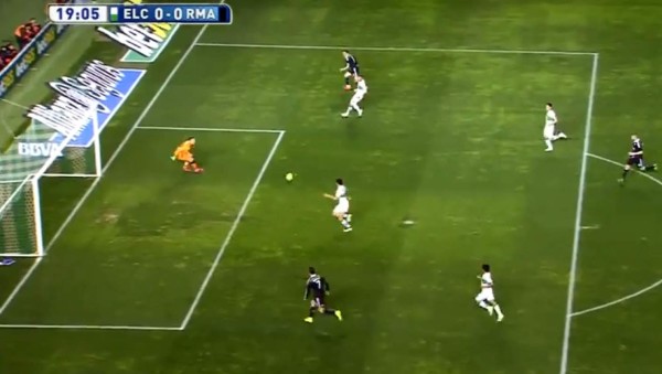 Video: Increíble fallo de Cristiano Ronaldo frente al arco