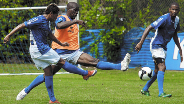 Rambo ya está con la Selección de Honduras