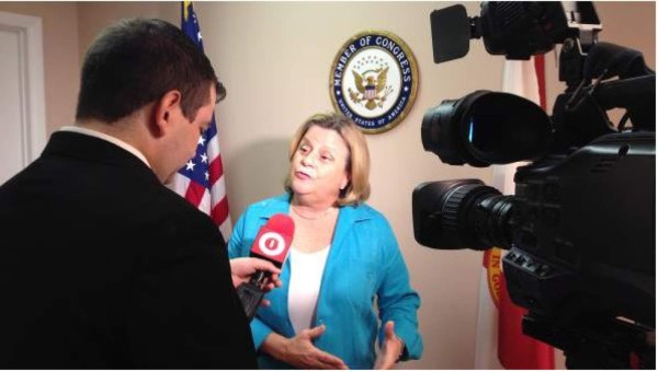 Cancelación de TPS es inmoral dice congresista de EEUU