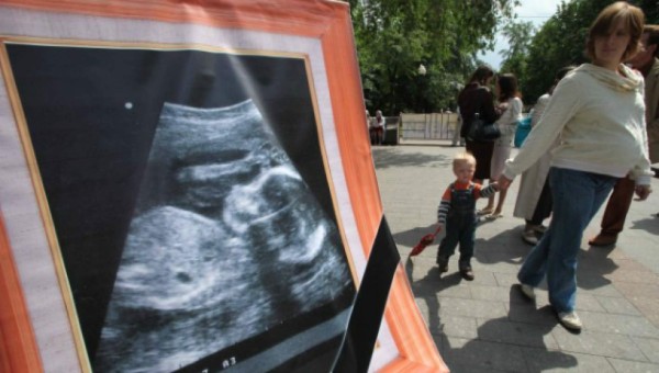 Diputado guatemalteco celebra fallo que anula manual que 'promueve el aborto'