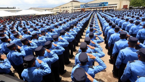 Más de 900 policías se unen a las tareas de combate a la delincuencia