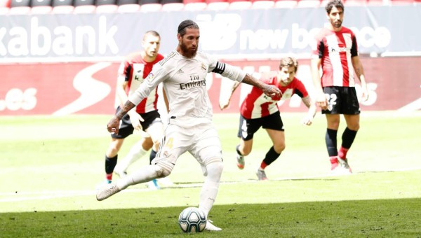 Real Madrid gana con otro penal de Sergio Ramos y acaricia la Liga de España