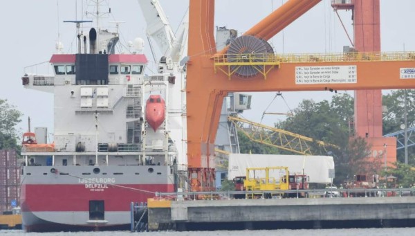 Realizan en Honduras descarga e inspección de hospitales móviles