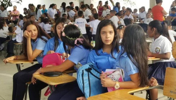 El departamento de Cortés cuenta con una población estudiantil de 300 mil alumnos en los tres niveles educativos, tanto de instituciones gubernamentales y privadas.