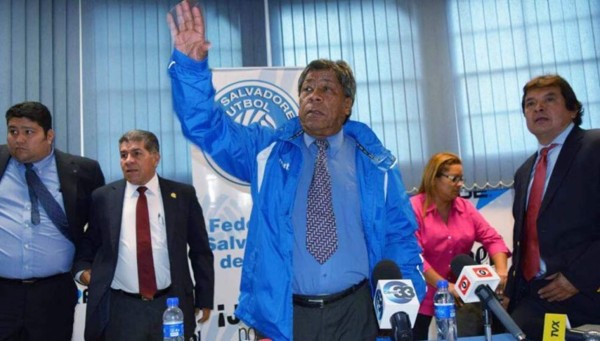 'Primitivo' Maradiaga pide psicólogo hondureño en El Salvador