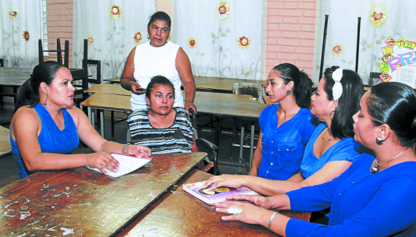 24 Horas con Lidia Carolina, la maestra del año 2013 en Honduras