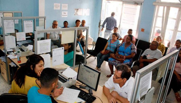 Gobierno concede feriado a los empleados públicos