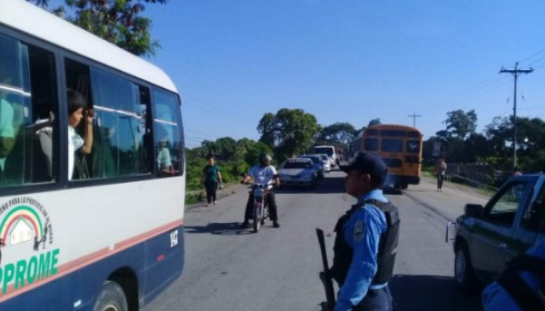 Habilitan paso por el puente Quebrada Seca en El Progreso, Yoro