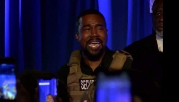 Kanye West llora en el lanzamiento de su candidatura a la presidencia de EEUU