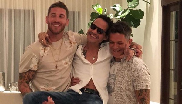 Sergio Ramos termina sus vacaciones con Marc Anthony y Alejandro Sanz