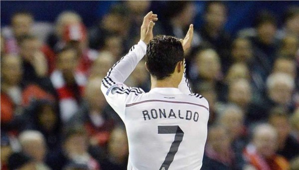 Futbolistas que han sido ovacionados por la afición rival