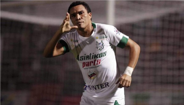 'Rambo' dejó entrenamientos del Platense y se fue a Dallas