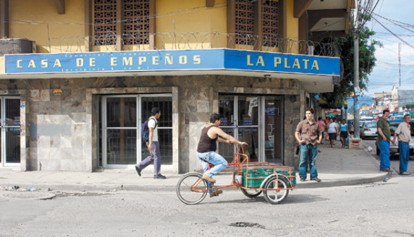 Unos 2,540 sampedranos empeñan sus objetos