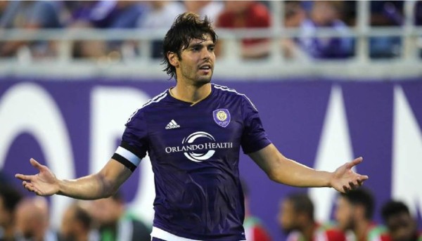 Situán a Kaká como refuerzo del Barcelona