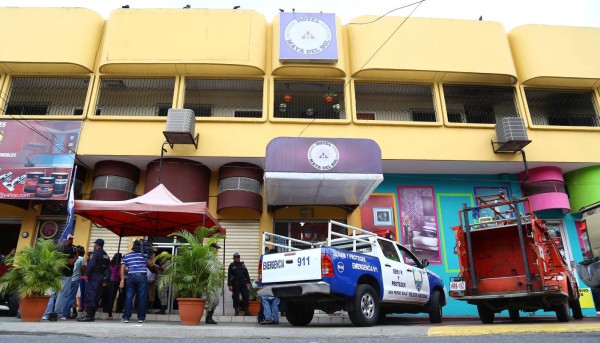 Incendio en hotel fue premeditado: Bomberos