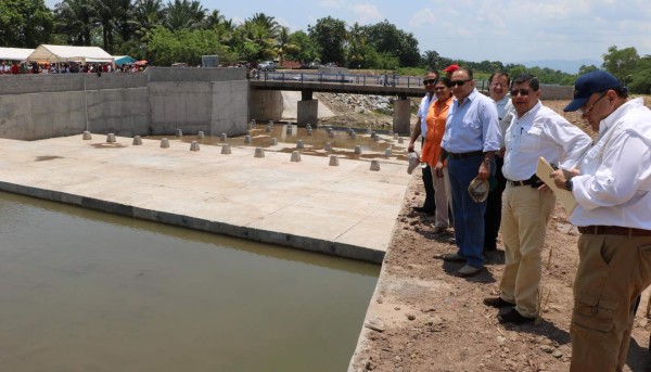 Vertedero de La Fragua en el río Ulúa protegerá de llenas a 20,000 personas