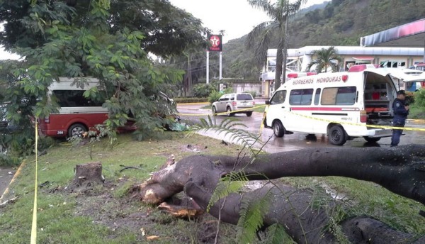 Un muerto y cuatro heridos en accidente de rapidito en San Pedro Sula