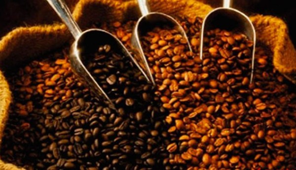 El café vale su peso en oro en las subastas
